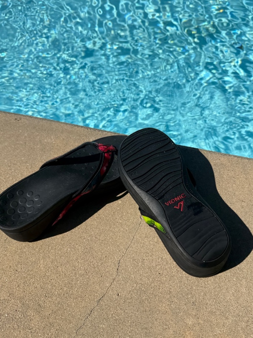Vionic Black Flip Flop Sandals with Red and Green Accents